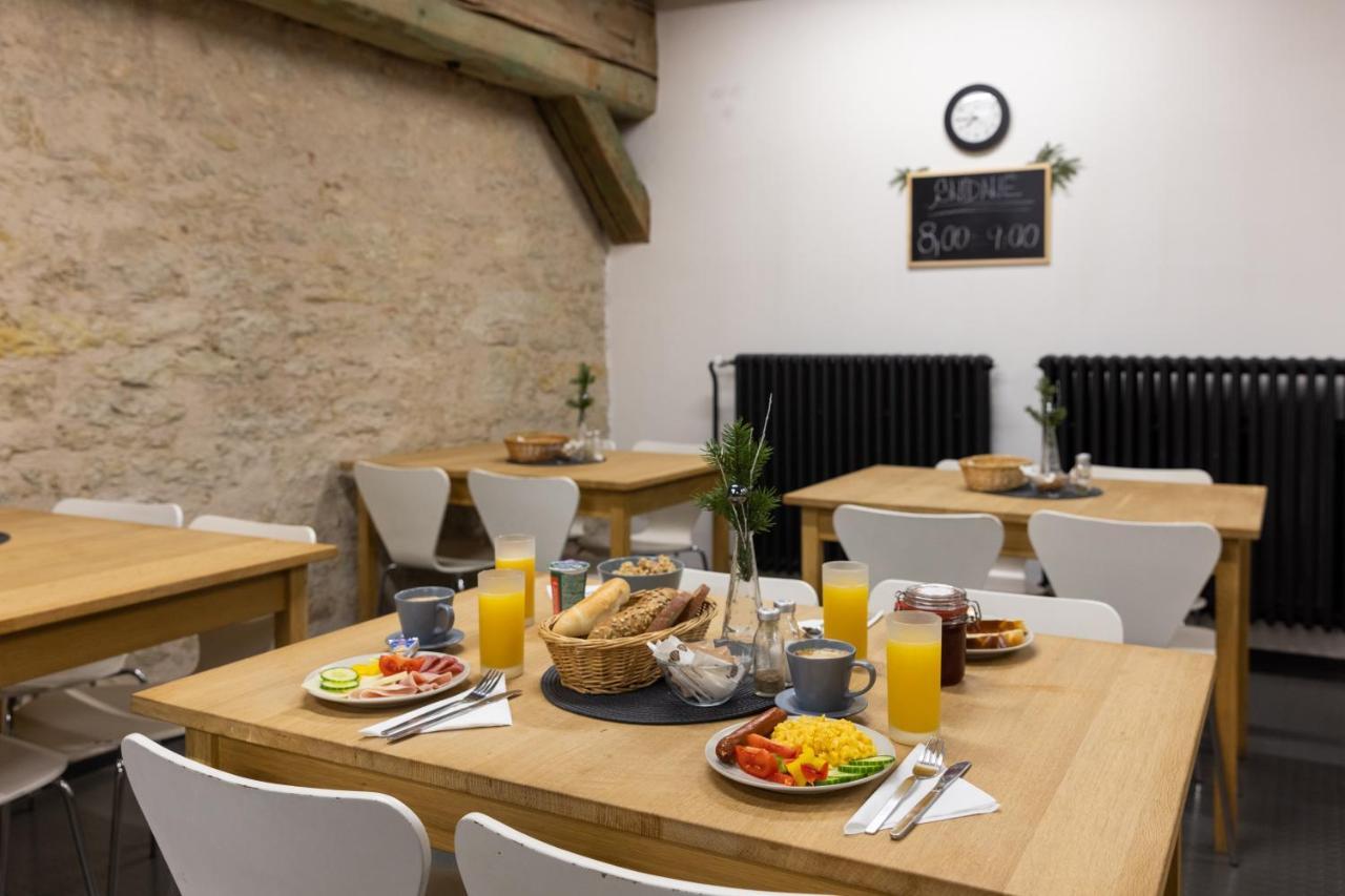 Zamecky Hostel ליטומיסי מראה חיצוני תמונה