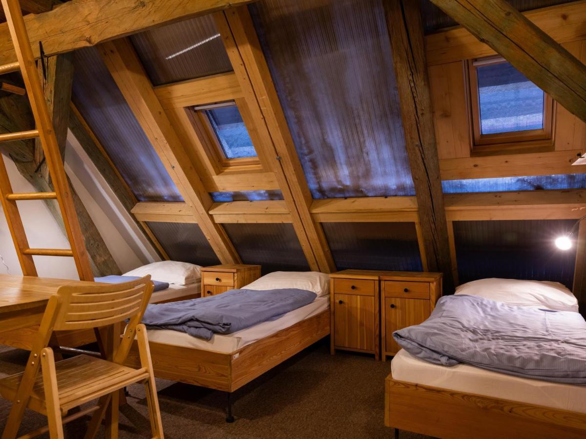 Zamecky Hostel ליטומיסי מראה חיצוני תמונה