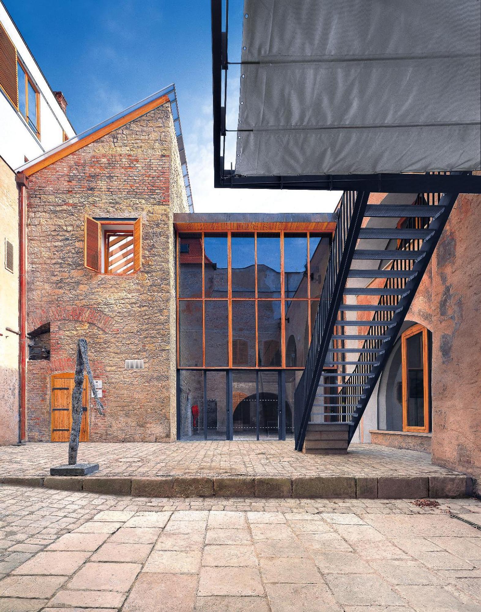 Zamecky Hostel ליטומיסי מראה חיצוני תמונה